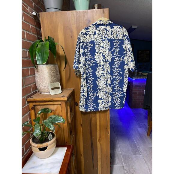 Tori Richard Honolulu Hawaiian Button Up Shirt Mens Short Sleeve Relaxed Fit SzM - Picture 2 of 5